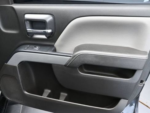 Used 2018 Chevrolet Silverado 1500 LT w/ Texas Edition AWD/4WD image 29