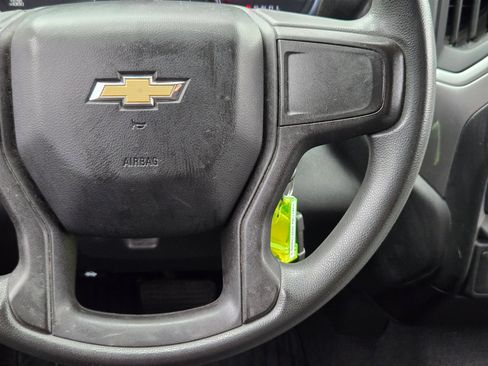 Used 2020 Chevrolet Silverado 1500 Custom w/ Custom Value Package RWD image 22