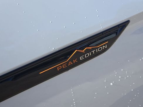 New 2026 Volkswagen Atlas Peak Edition AWD/4WD image 8