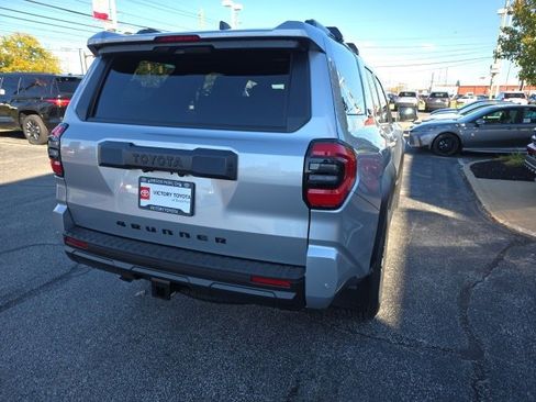 New 2025 Toyota 4Runner TRD Off-Road Premium image 7