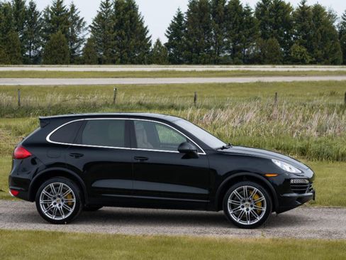 Used 2013 Porsche Cayenne Diesel AWD/4WD image 7