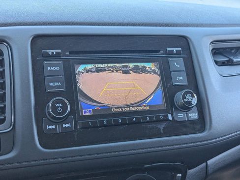 Used 2020 Honda HR-V LX image 28