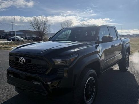 New 2025 Toyota Tacoma TRD Off-Road image 2