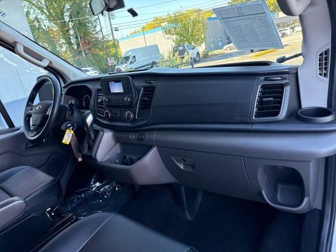 Used 2024 Ford Transit 350 XL image 39
