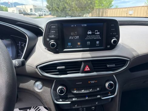Used 2020 Hyundai Santa Fe SEL AWD/4WD image 18