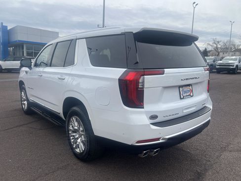 Used 2025 GMC Yukon Denali image 5