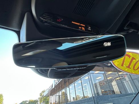 Used 2017 Volvo S90 T6 Inscription w/ Vision Package image 32