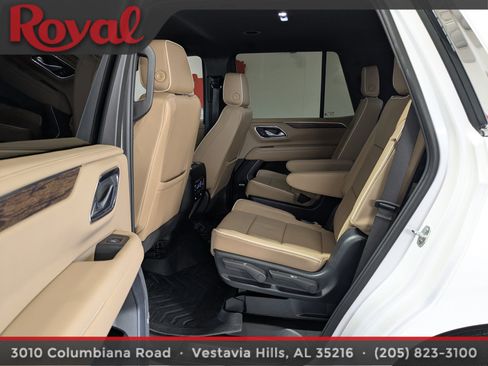 Used 2024 Chevrolet Tahoe Premier image 17