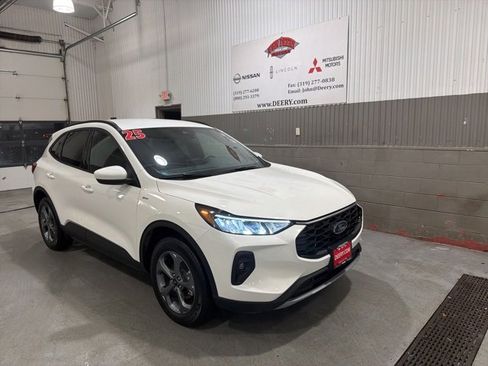 Used 2025 Ford Escape ST-Line Elite image 1