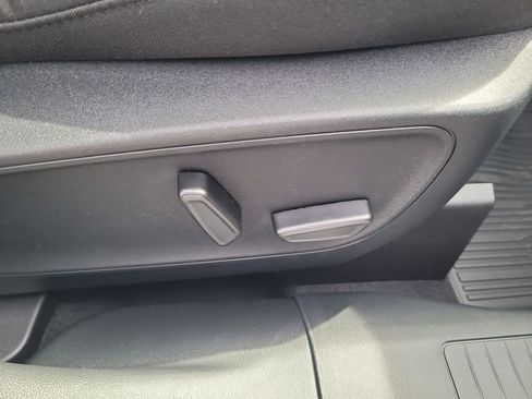 New 2025 Ford Escape Active w/ Active Premium Tech Pack image 29