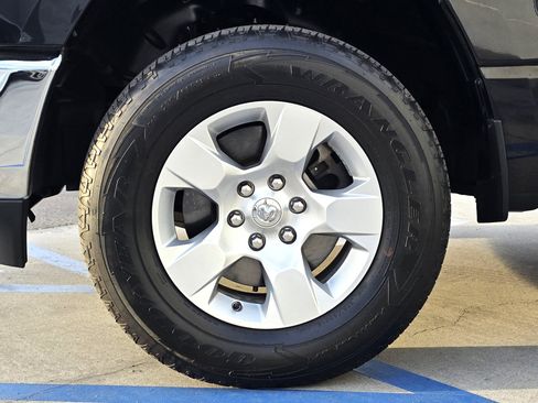 Certified 2021 RAM 1500 Big Horn image 9