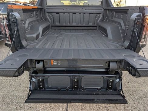 New 2026 GMC Hummer EV 2X image 7