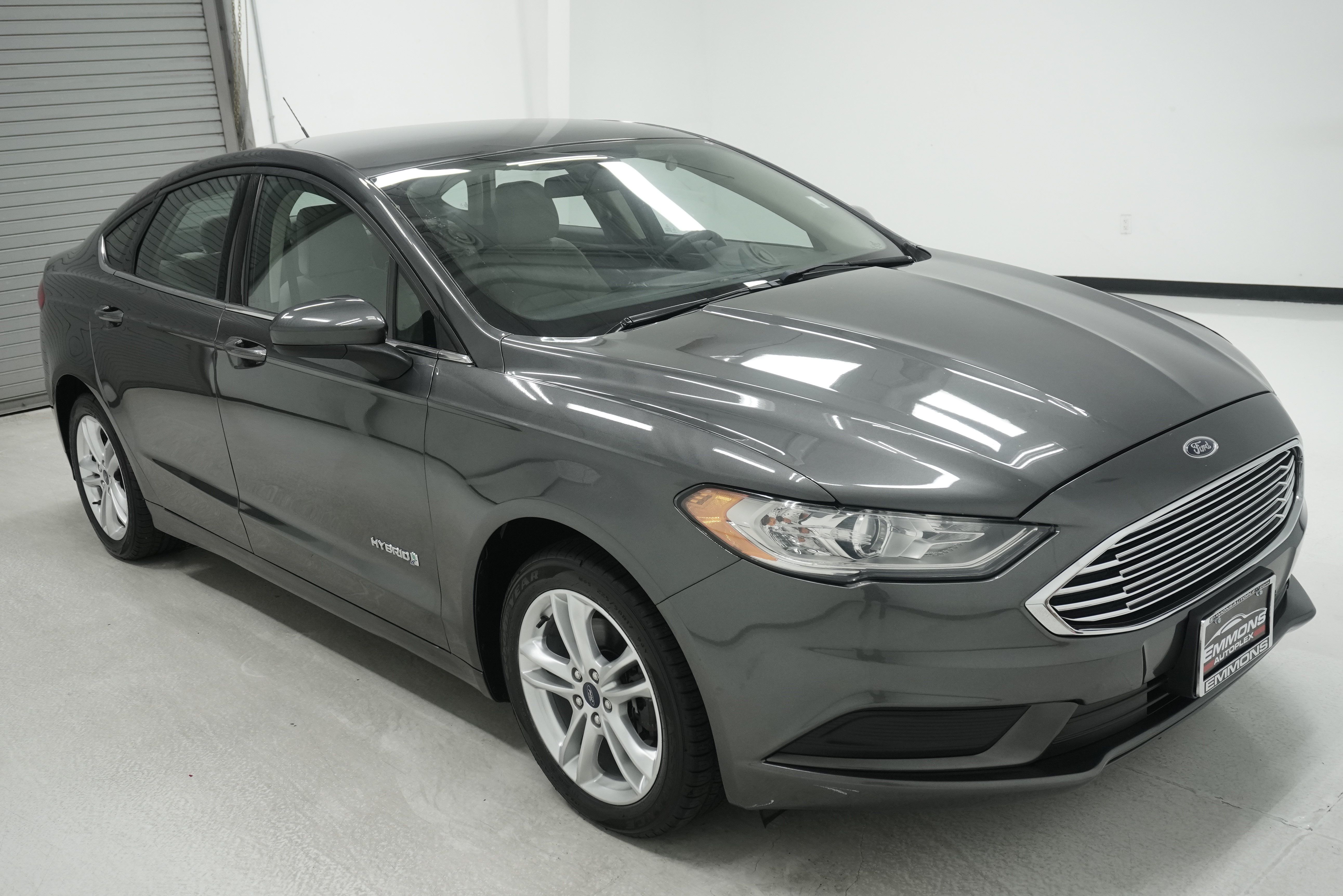 Used 2018 Ford Fusion S FWD image 3