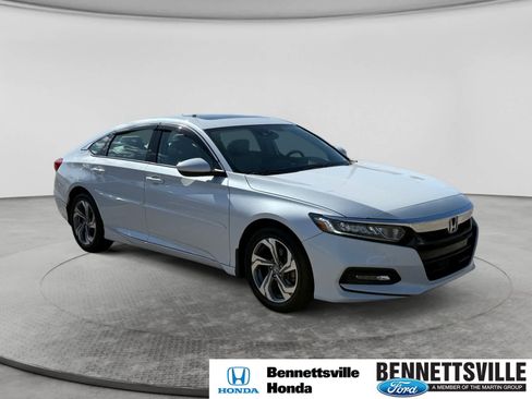 Used 2020 Honda Accord EX image 3