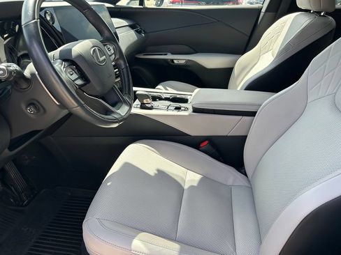 Used 2023 Lexus RX 350h w/ Accessory Package (2T) AWD/4WD image 11