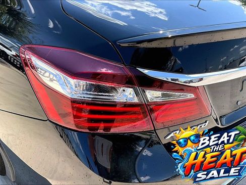 Used 2017 Honda Accord Sport image 36