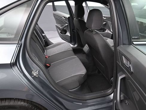 Used 2025 Volkswagen Jetta Sport FWD image 29