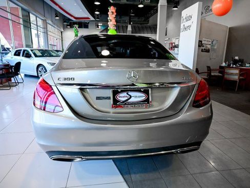 Used 2019 Mercedes-Benz C 300 4MATIC Sedan w/ Multimedia Package image 6