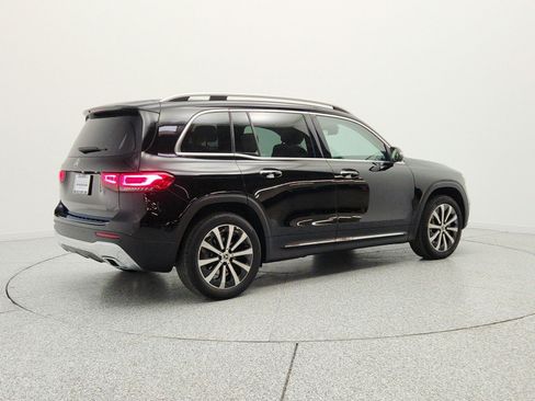 Used 2023 Mercedes-Benz GLB 250 image 5