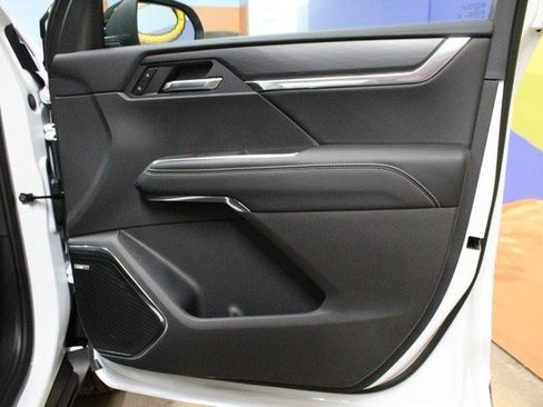 New 2026 GMC Acadia Elevation w/ Black Edition image 9