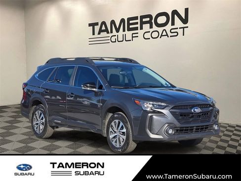 Certified 2025 Subaru Outback Premium image 1