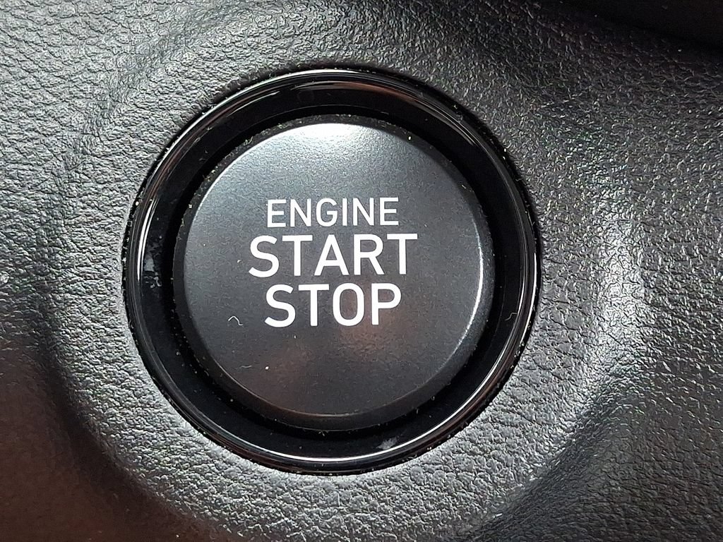 Certified 2023 Hyundai Venue Limited FWD image 26