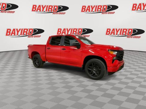 Used 2022 Chevrolet Silverado 1500 Custom image 3
