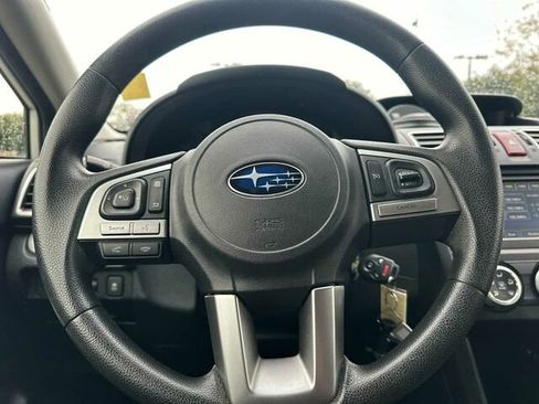 Used 2017 Subaru Crosstrek 2.0i image 25