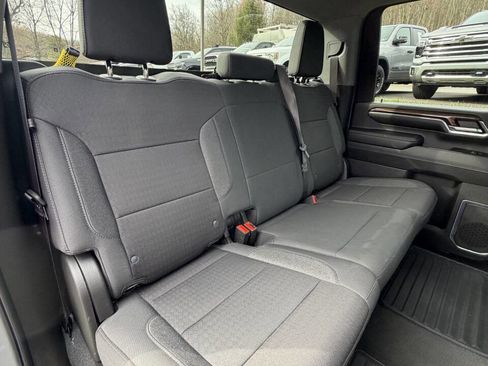 Used 2024 Chevrolet Silverado 3500 LT image 44