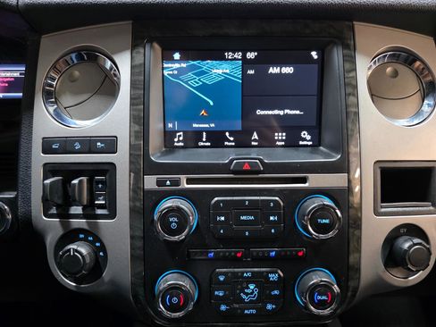 Used 2017 Ford Expedition EL Limited image 33