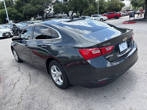Used 2018 Chevrolet Malibu LS w/ LPO, Convenience Package 1 FWD image 3