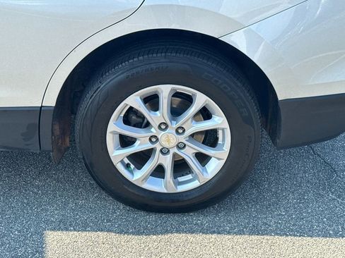 Used 2021 Chevrolet Equinox LT image 19