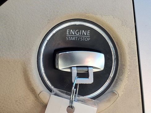 Used 2012 Volkswagen CC Sport image 18