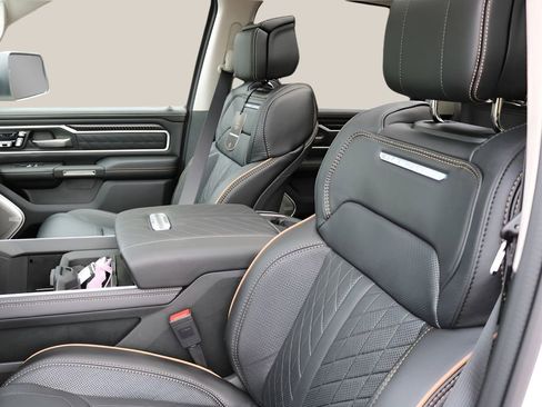 New 2026 RAM 1500 Tungsten AWD/4WD image 17