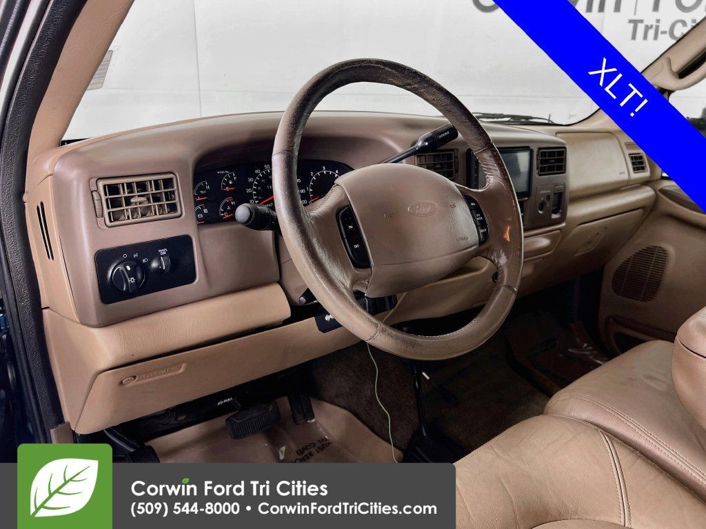 Used 1999 Ford F250 XLT AWD/4WD image 2