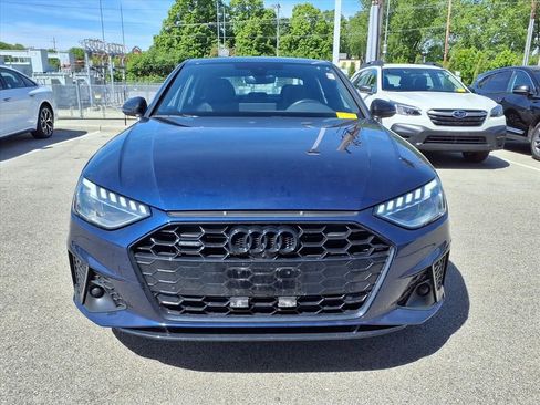 Used 2024 Audi A4 2.0T Premium Plus AWD/4WD image 2