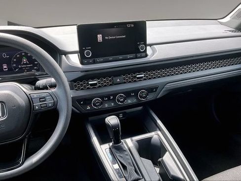 Used 2023 Honda Accord EX image 9