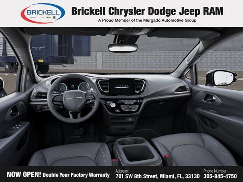 Used 2026 Chrysler Pacifica Select w/ S Appearance Package FWD image 14