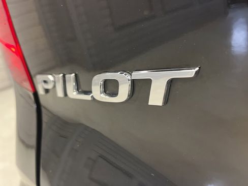 Used 2017 Honda Pilot EX-L image 38
