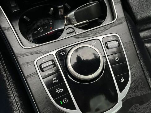 Used 2019 Mercedes-Benz C 300 4MATIC Coupe image 17