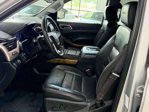 Used 2017 GMC Yukon Denali image 15