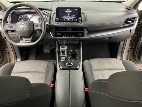 Used 2025 Nissan Rogue SV AWD/4WD image 42