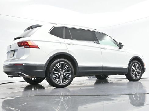 Used 2019 Volkswagen Tiguan SEL FWD image 50