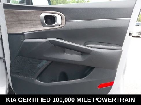 Certified 2022 Kia Sorento EX w/ Panoramic Sunroof Package FWD image 25