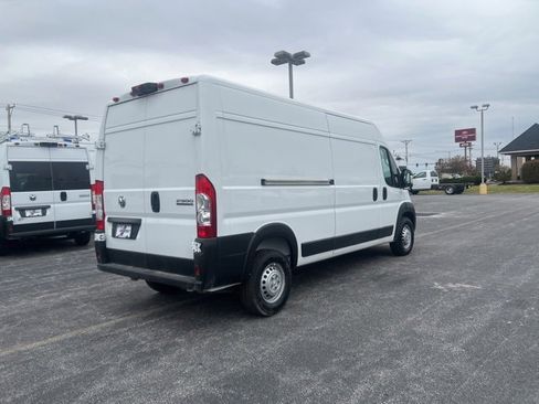 Used 2025 RAM ProMaster 2500 w/ Safety Group image 5