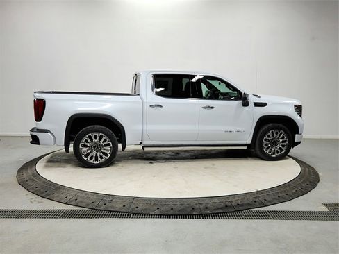 New 2026 GMC Sierra 1500 Denali Ultimate image 8