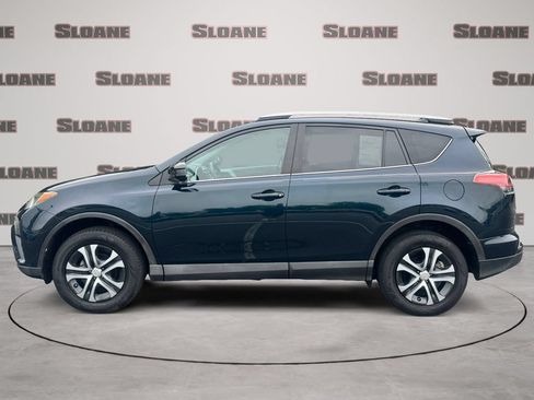 Used 2017 Toyota RAV4 LE AWD/4WD image 2