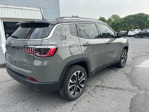 Used 2022 Jeep Compass Limited AWD/4WD image 5