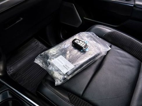 Used 2023 Ford F150 Raptor AWD/4WD image 89