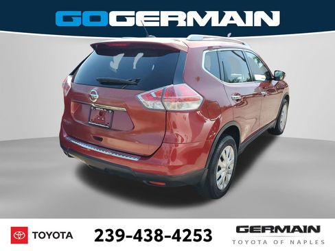 Used 2016 Nissan Rogue S w/ Appearance Package FWD image 11